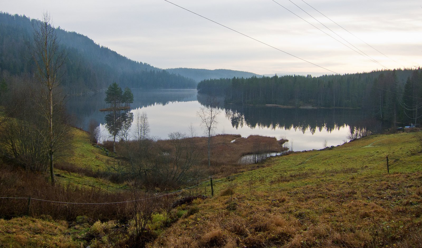 Novembergrått ved Burudvanns nordende