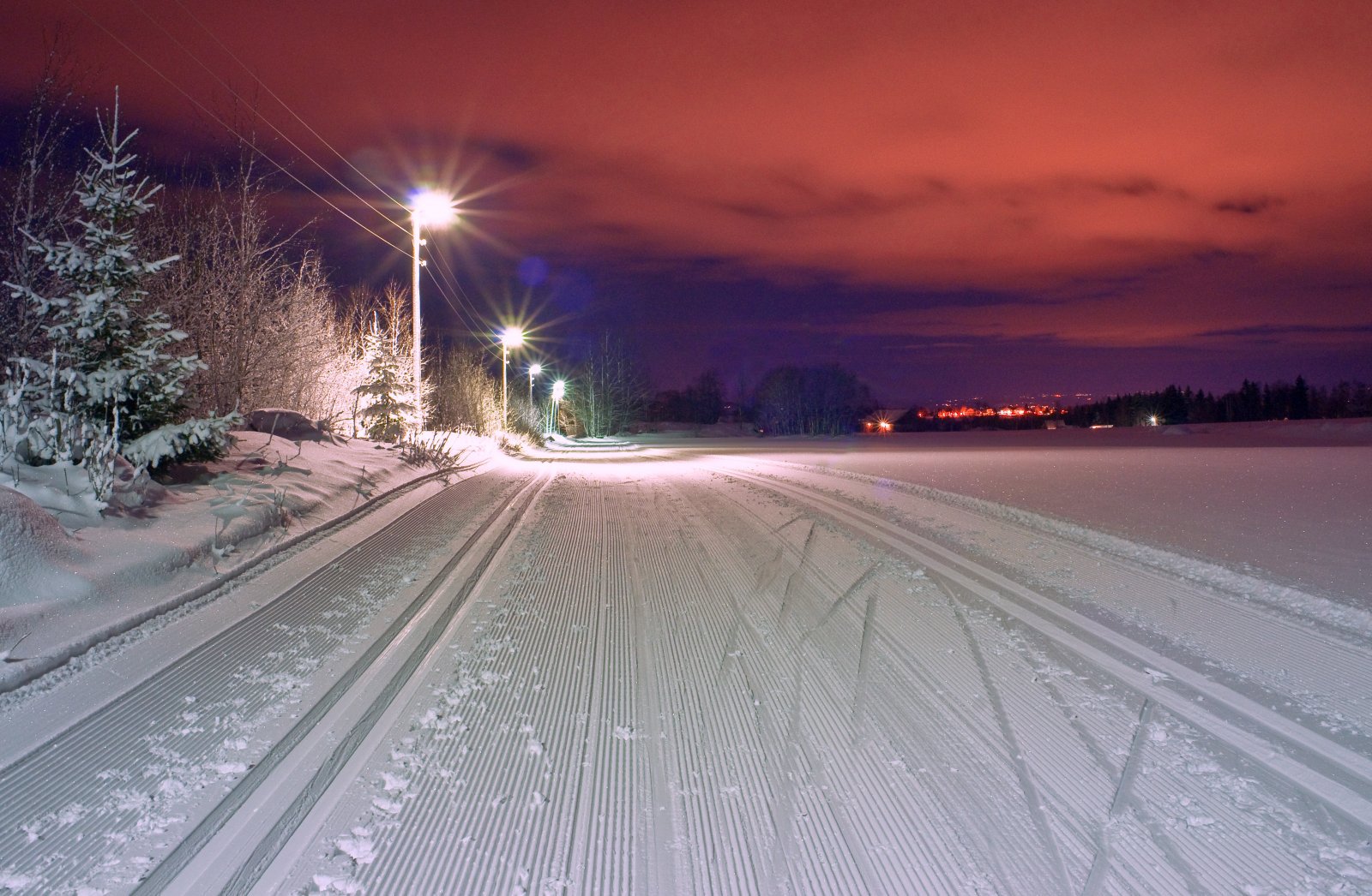 Opplyst over Lerudåsen