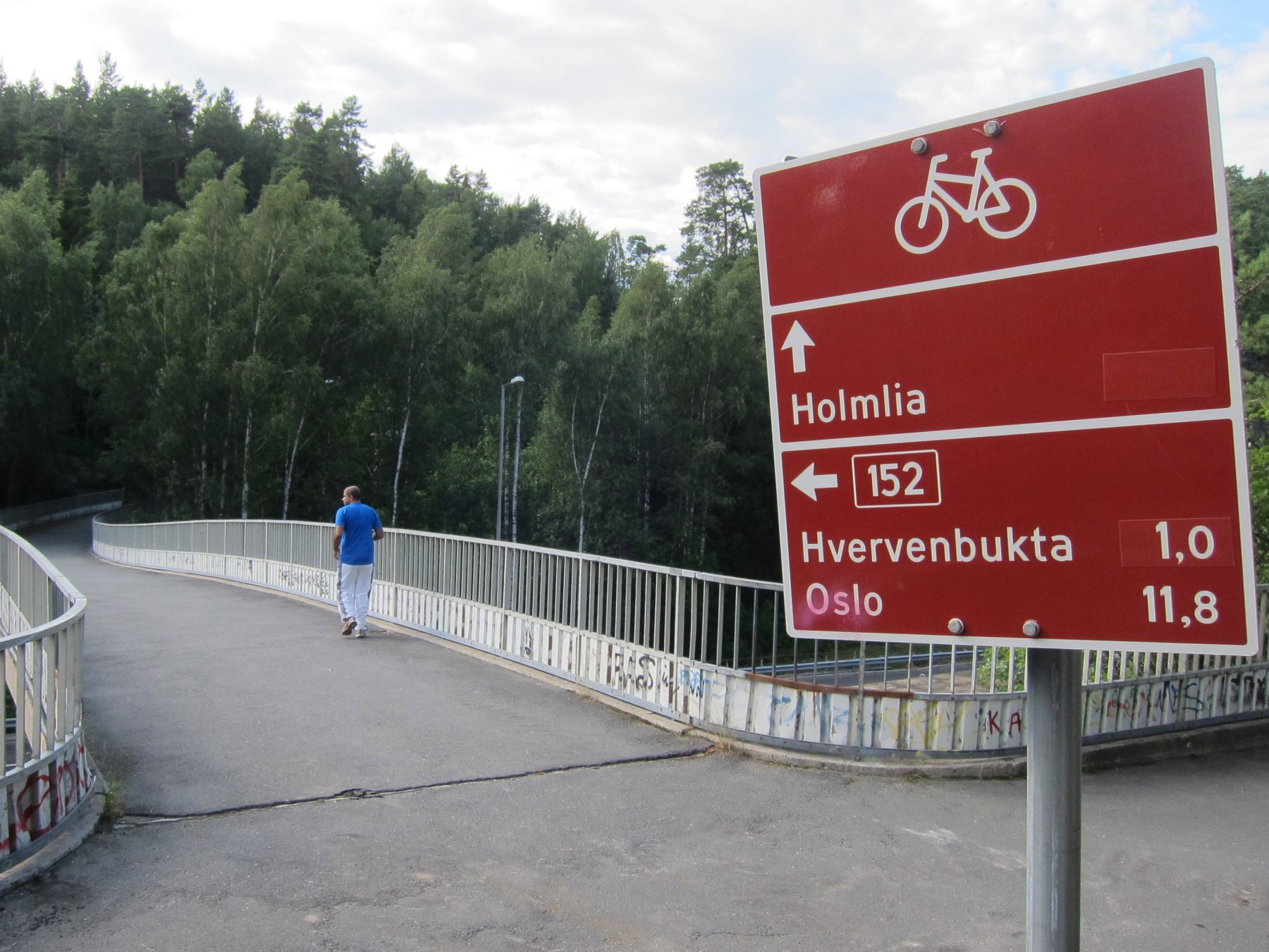 Over Mosseveien mot Hvervenbukta