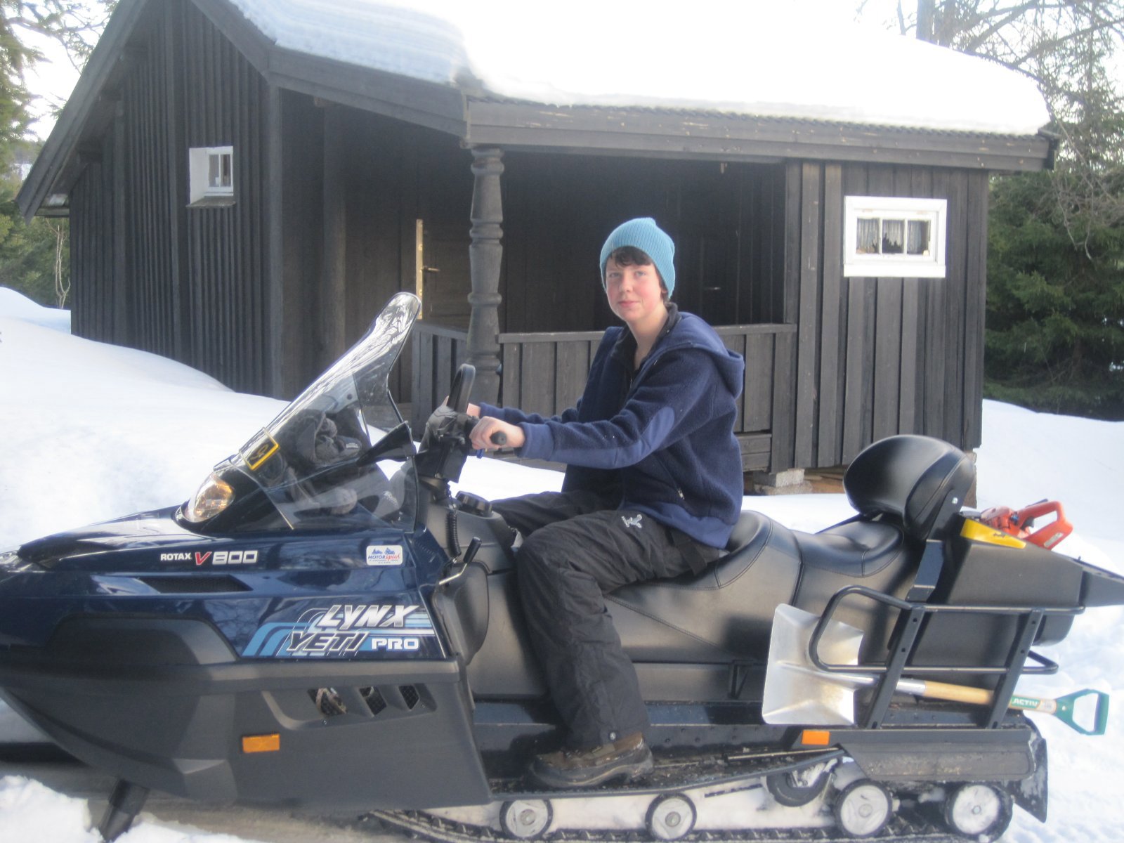 På scooter ved Vennersborg