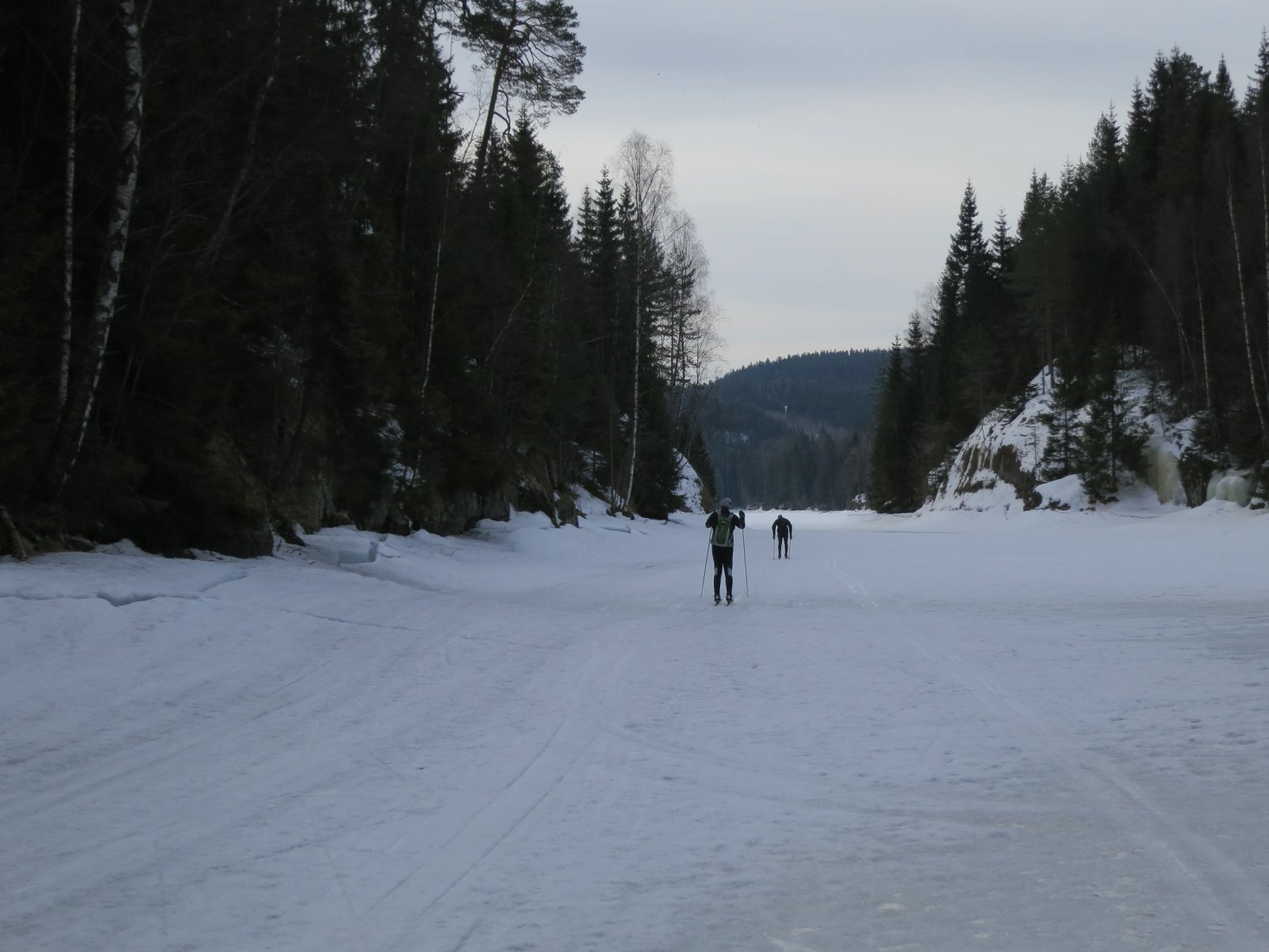 På skareføre ved Knurra
