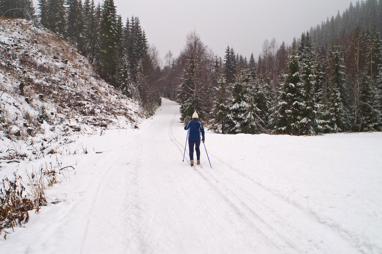 På ski i regnvær
