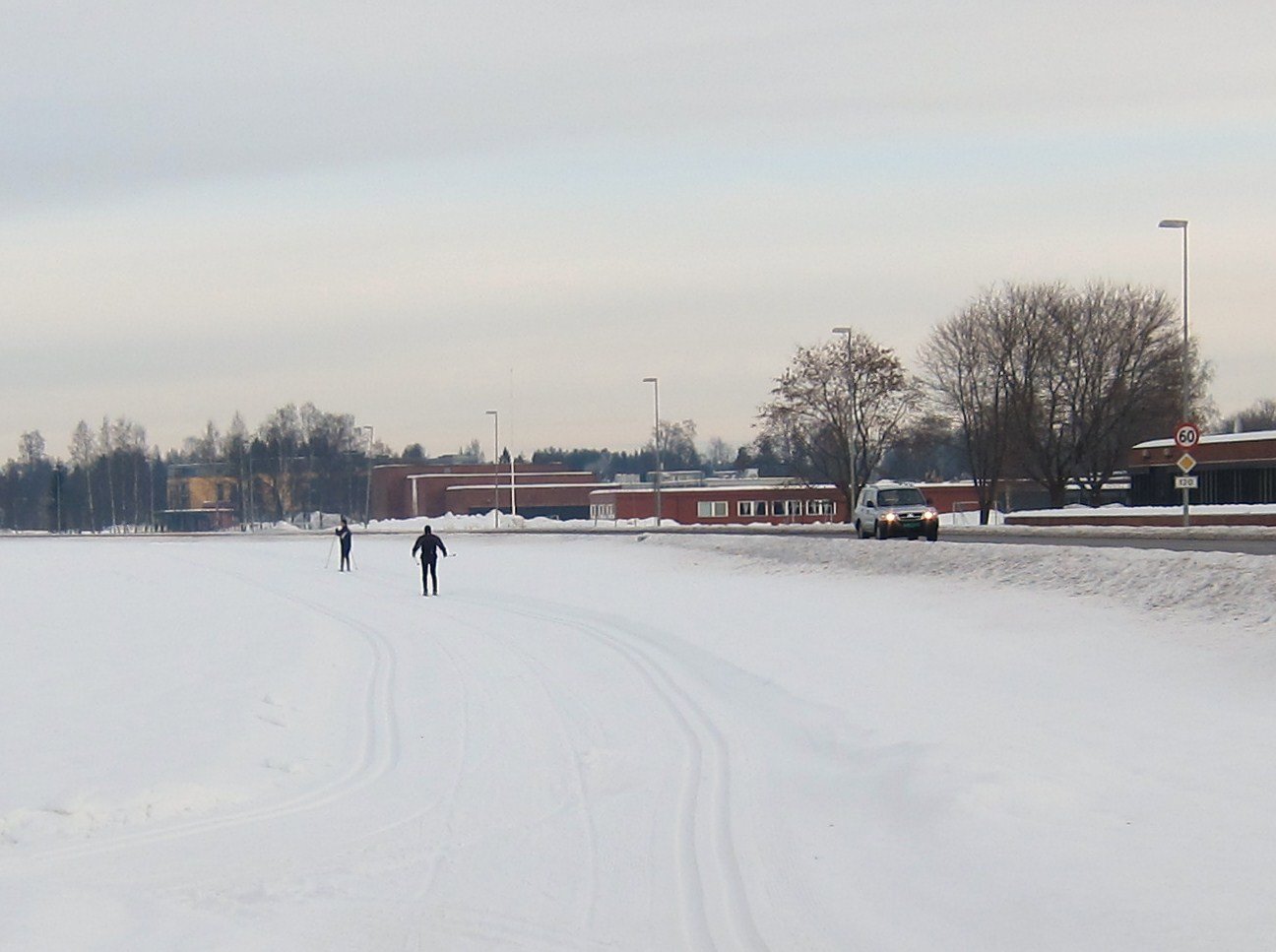 På ski ved ungdomsskolen