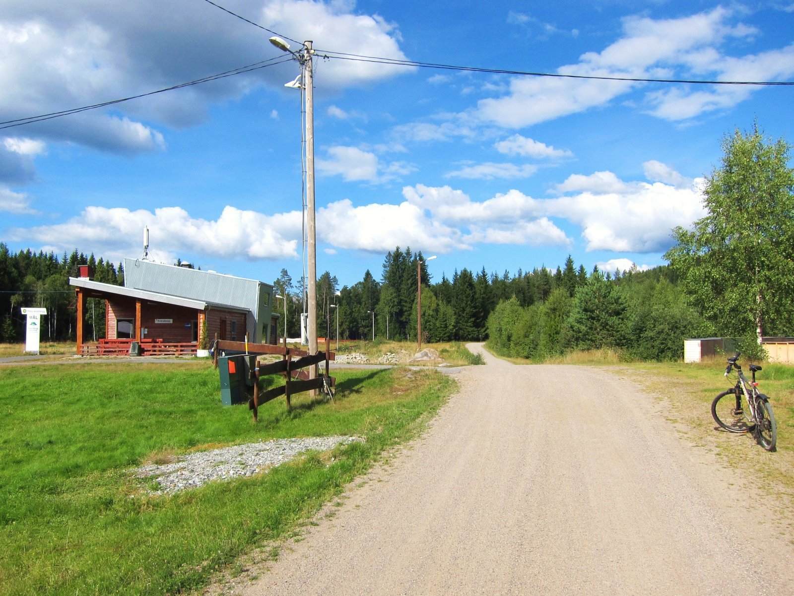 På sykkel ved Nes skianlegg