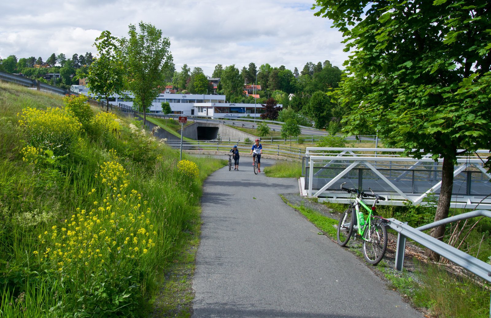 På sykkelsti ved Holmen