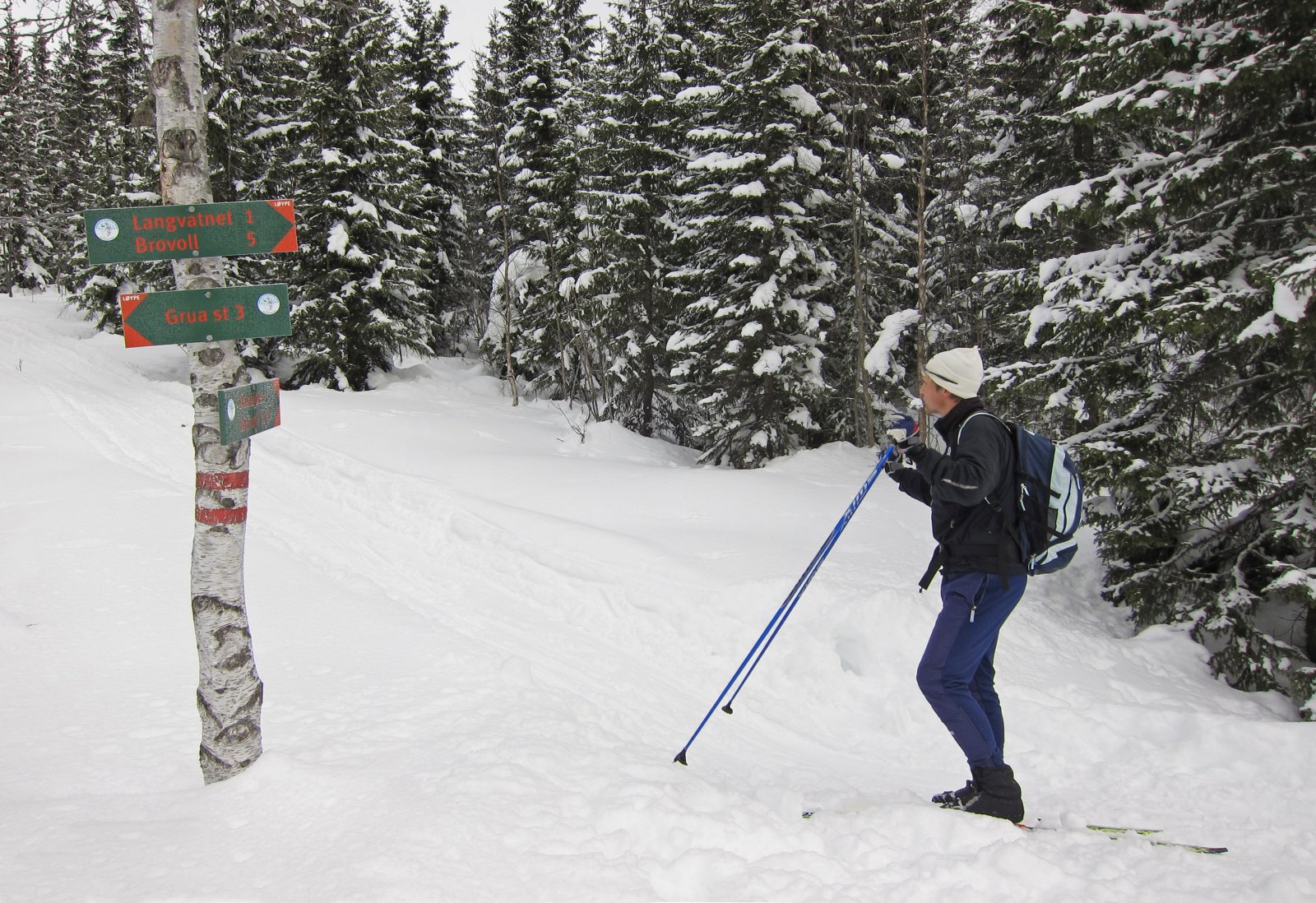 Pause ved avstikkeren til Håkenstadsætra