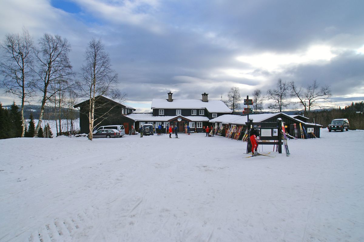 Rolig på tunet på Kikutsua