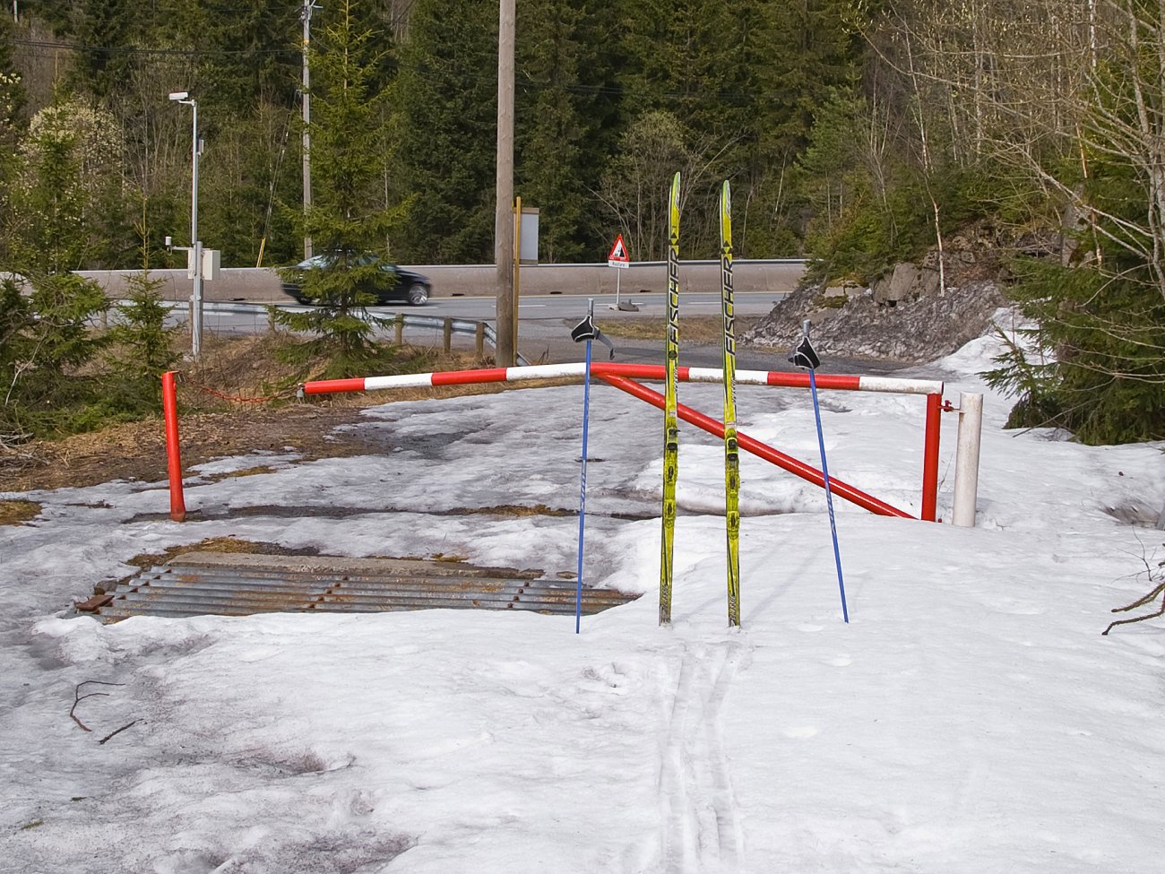Skiføre helt nede fra Skoglund 3. mai