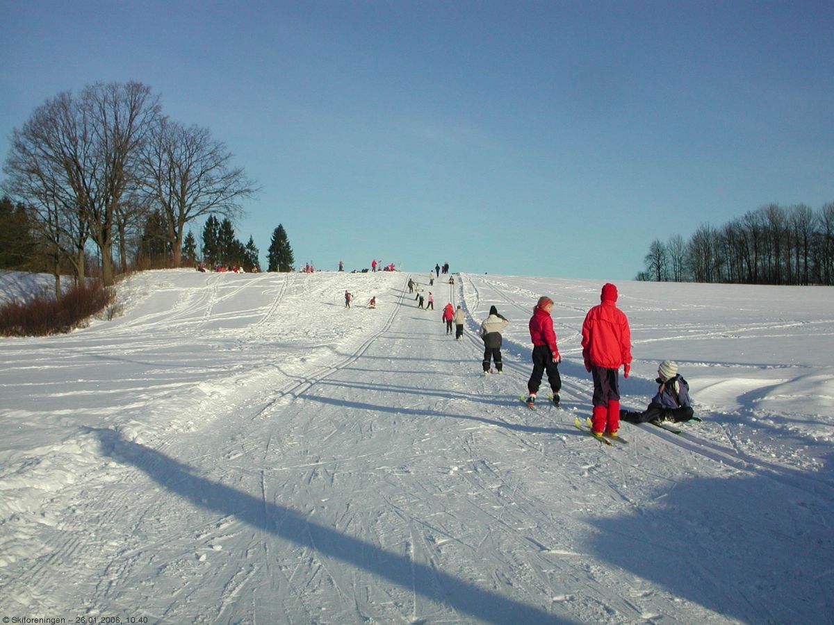 Skoleklasse på tur nær Heggedal
