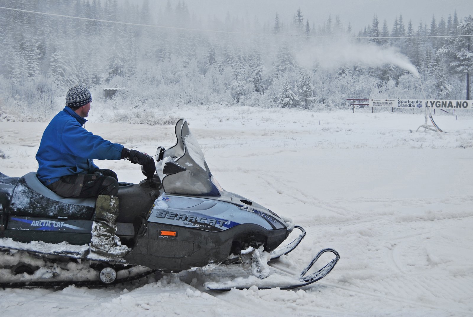 Snøkanonene går for fullt