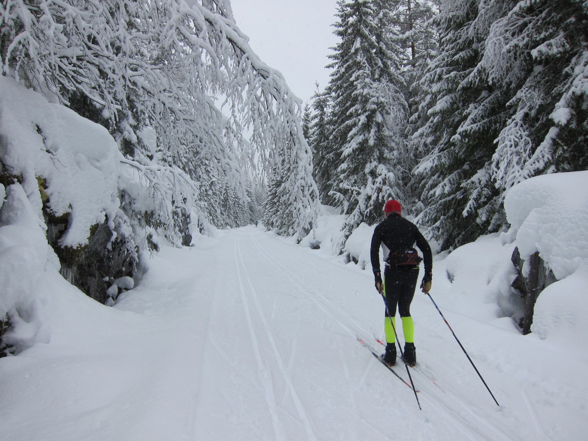 Snøtungt i løypene på Valdresbanen