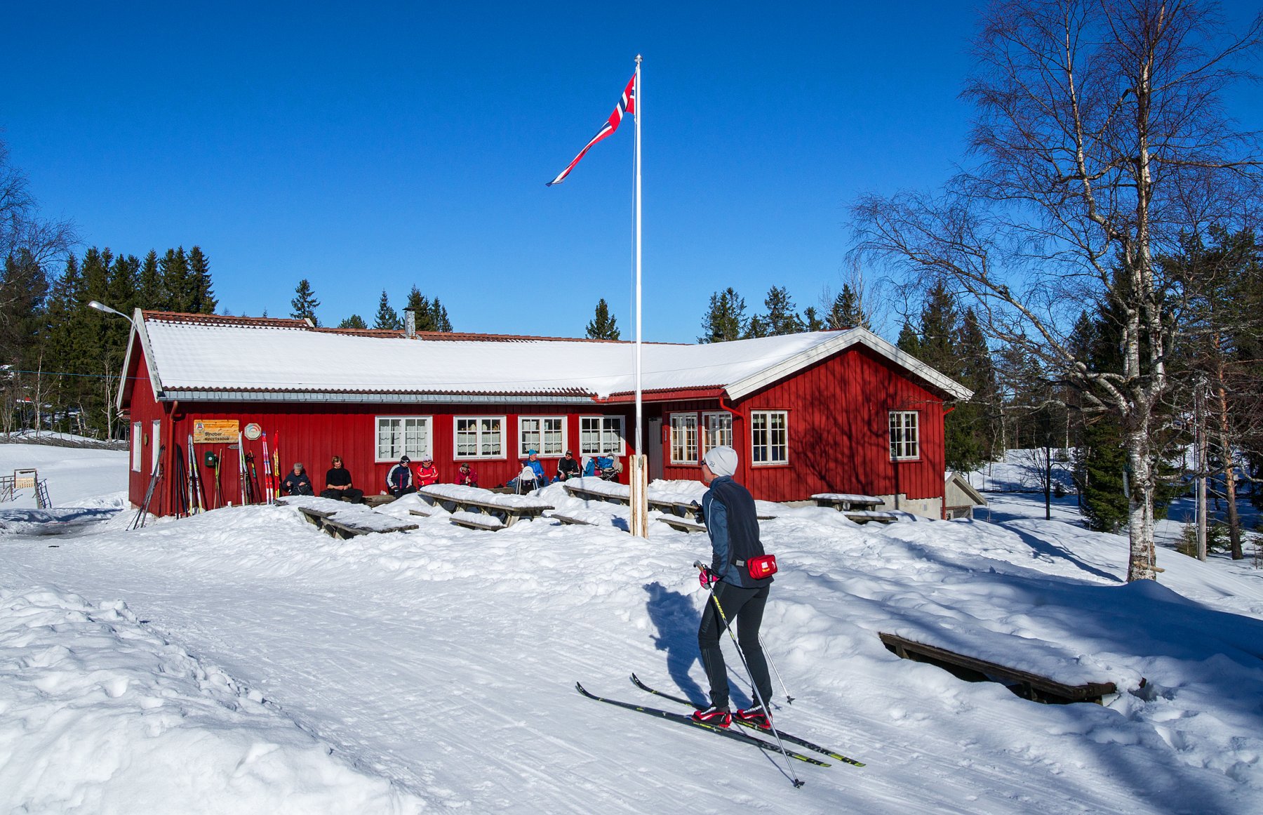 Sol, sol og sol på Sinober