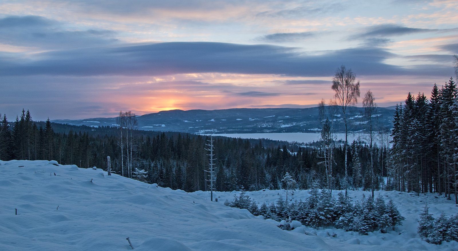 Solnedgang over Hurdalssjøen