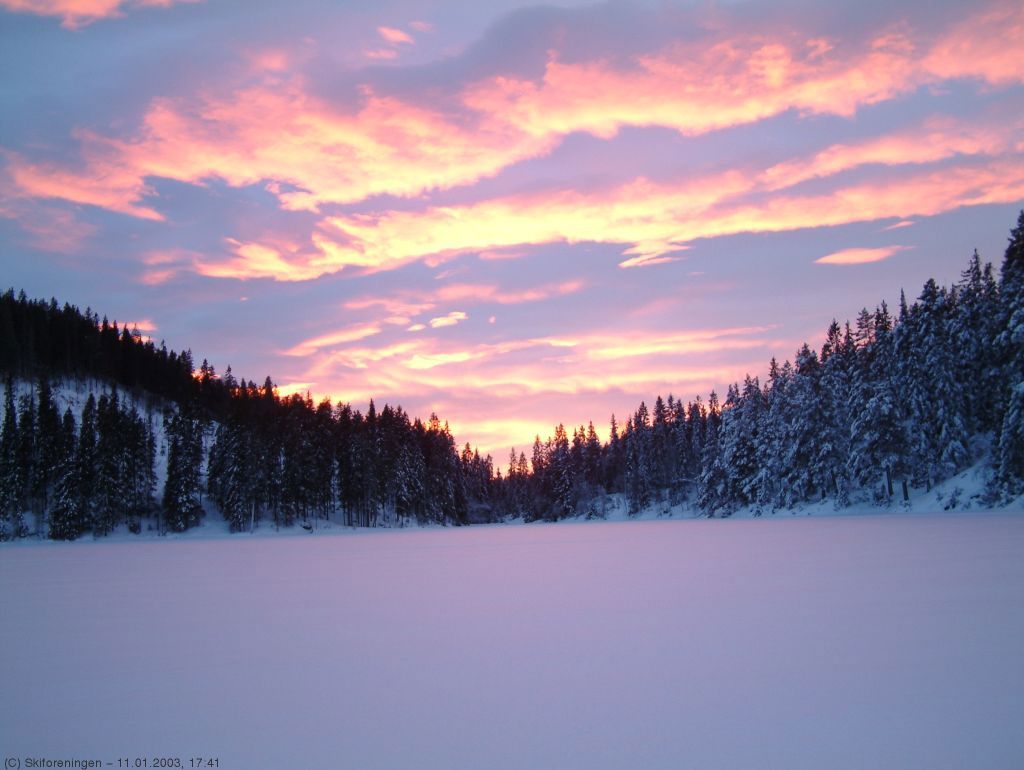 Solnedgang over Ramstadsjøen
