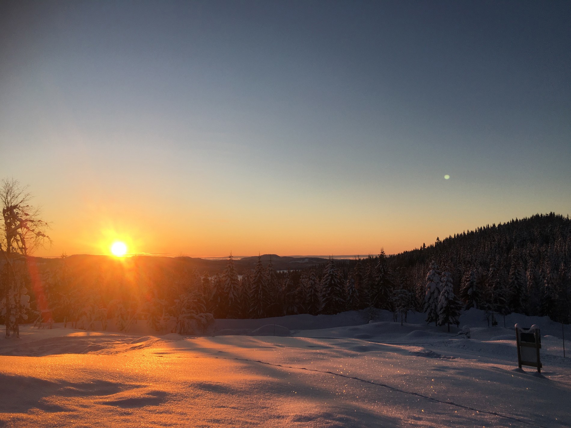 Soloppgang ved Øvre Nybrenna