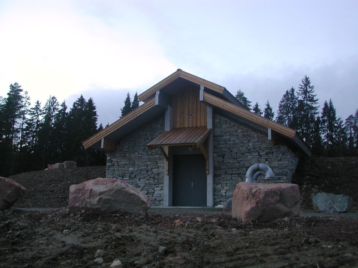 Stein og Røykengranitt