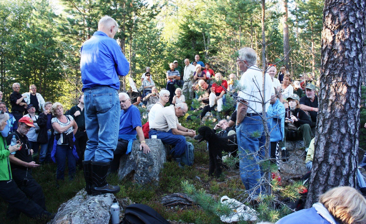 Steinar Bunæs orienterer om Milorgs aktiviteter i Østmarka