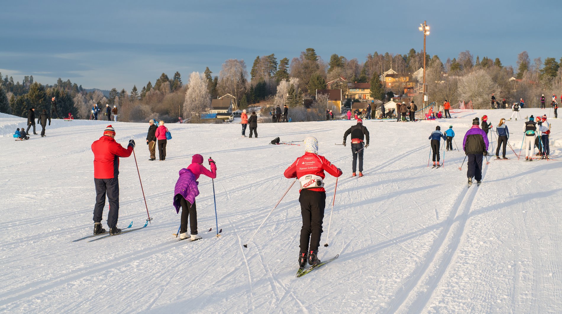 Stor aktivitet på Gullhella