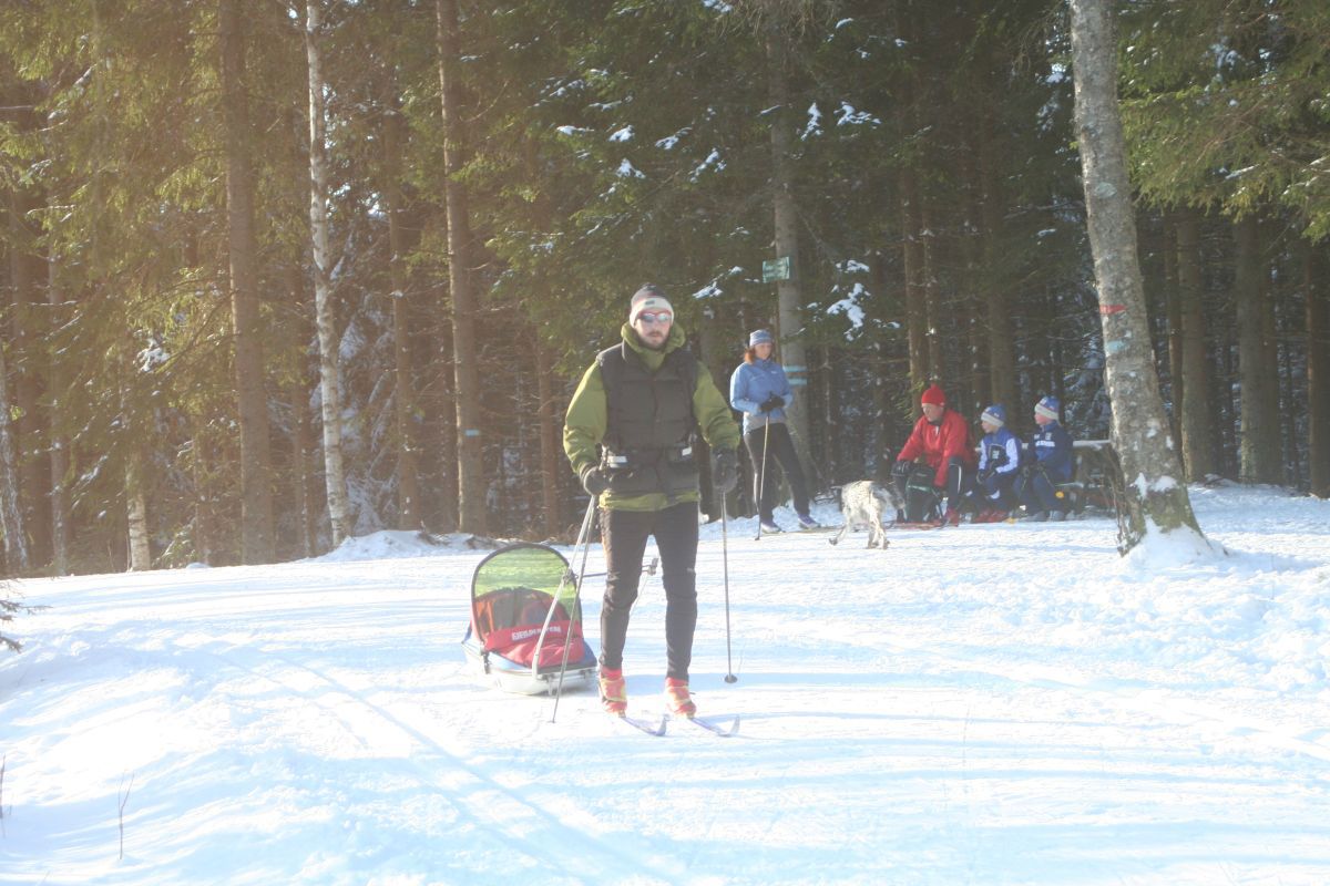 Store og små gleder seg fra Solemskogen