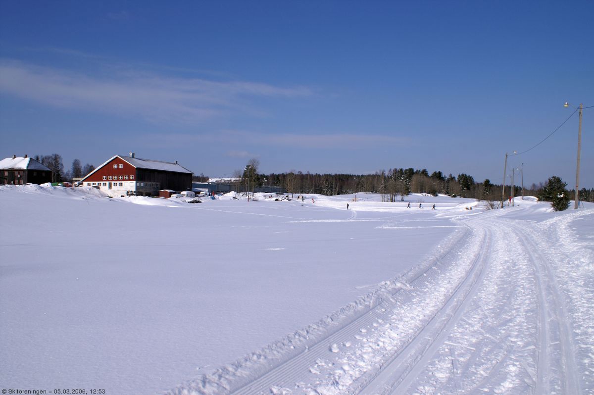 Strålende vinterdag ved Fløysbonn