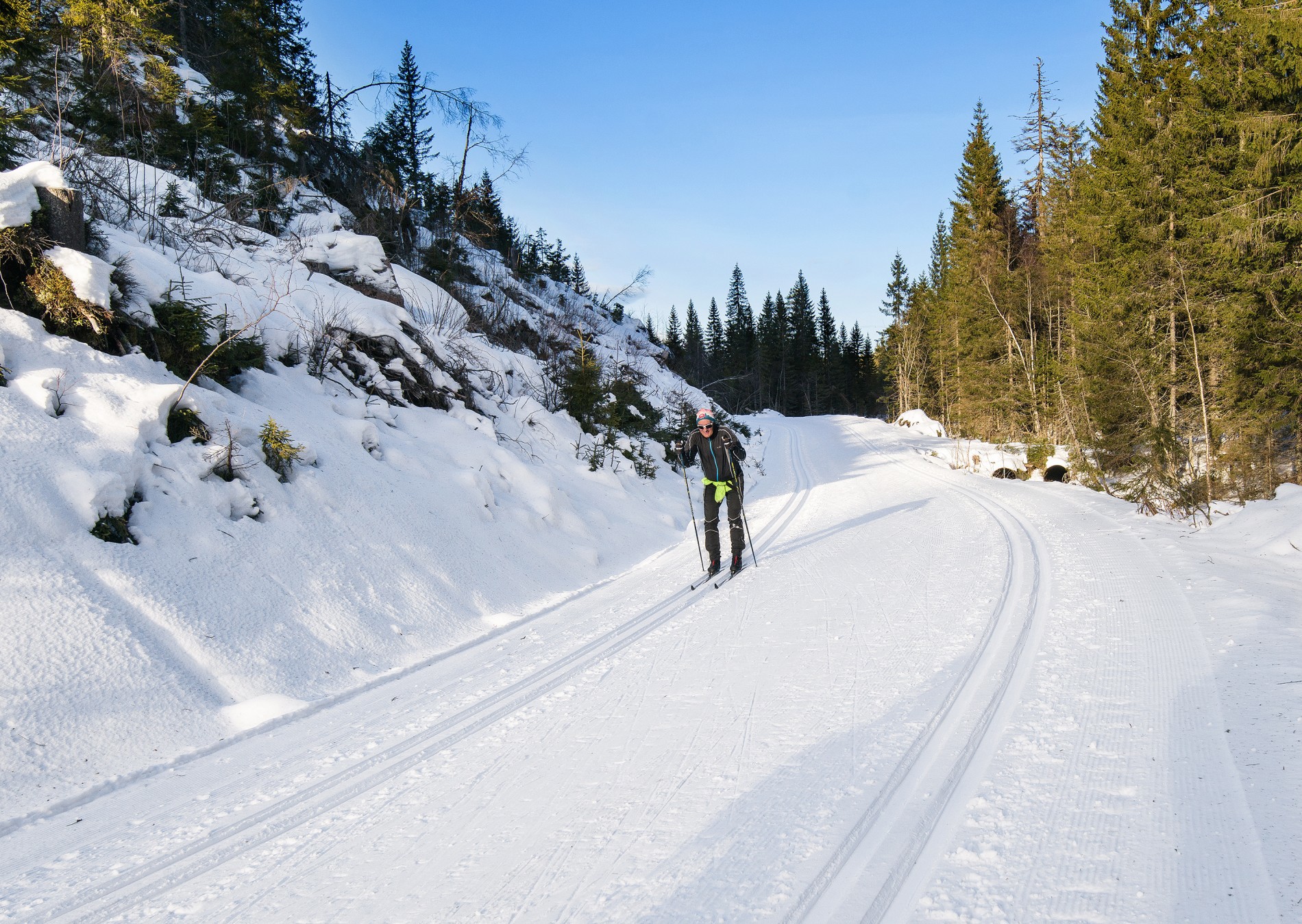 Supre forhold på veiene i Finnemarka