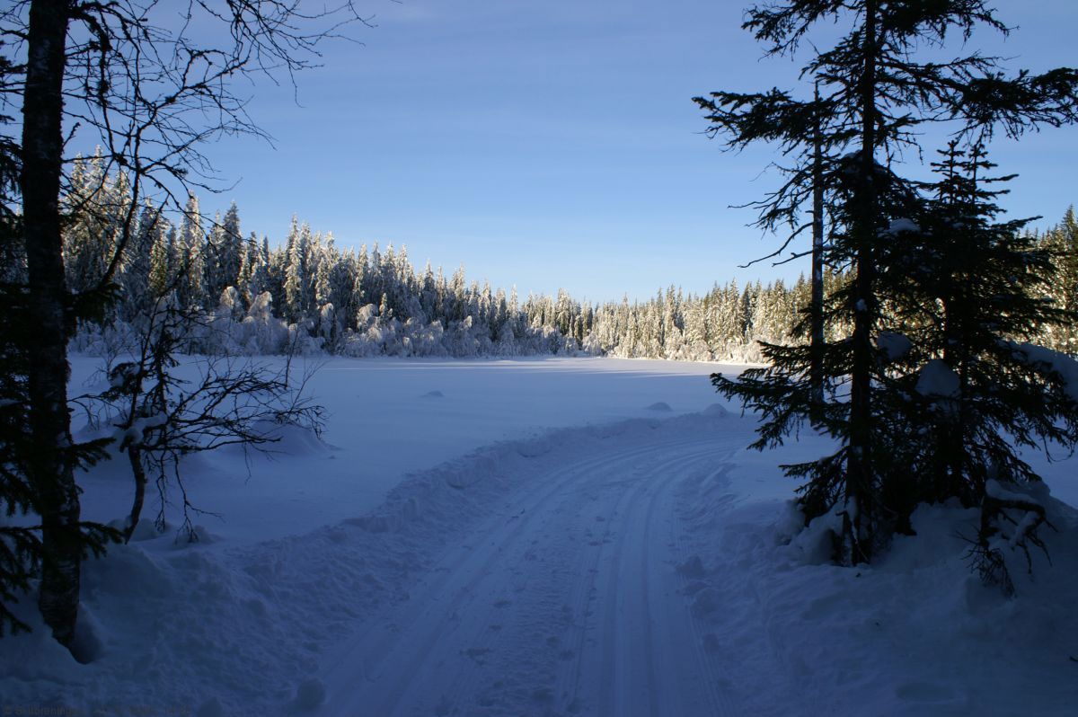 Syd i Attogframtjern