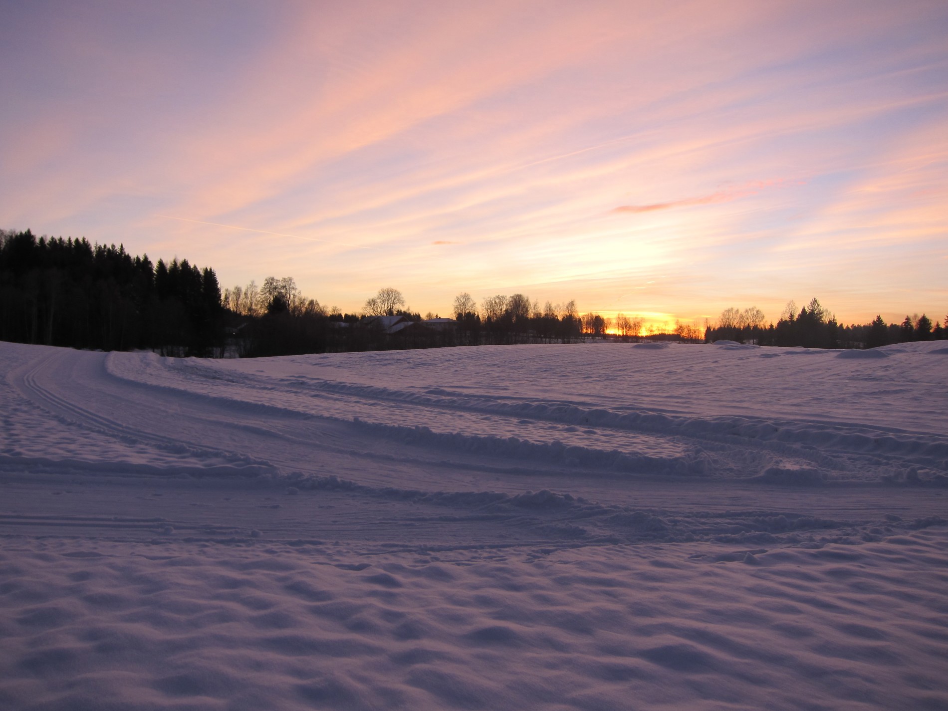 Til hver sin side av Hasleråsen