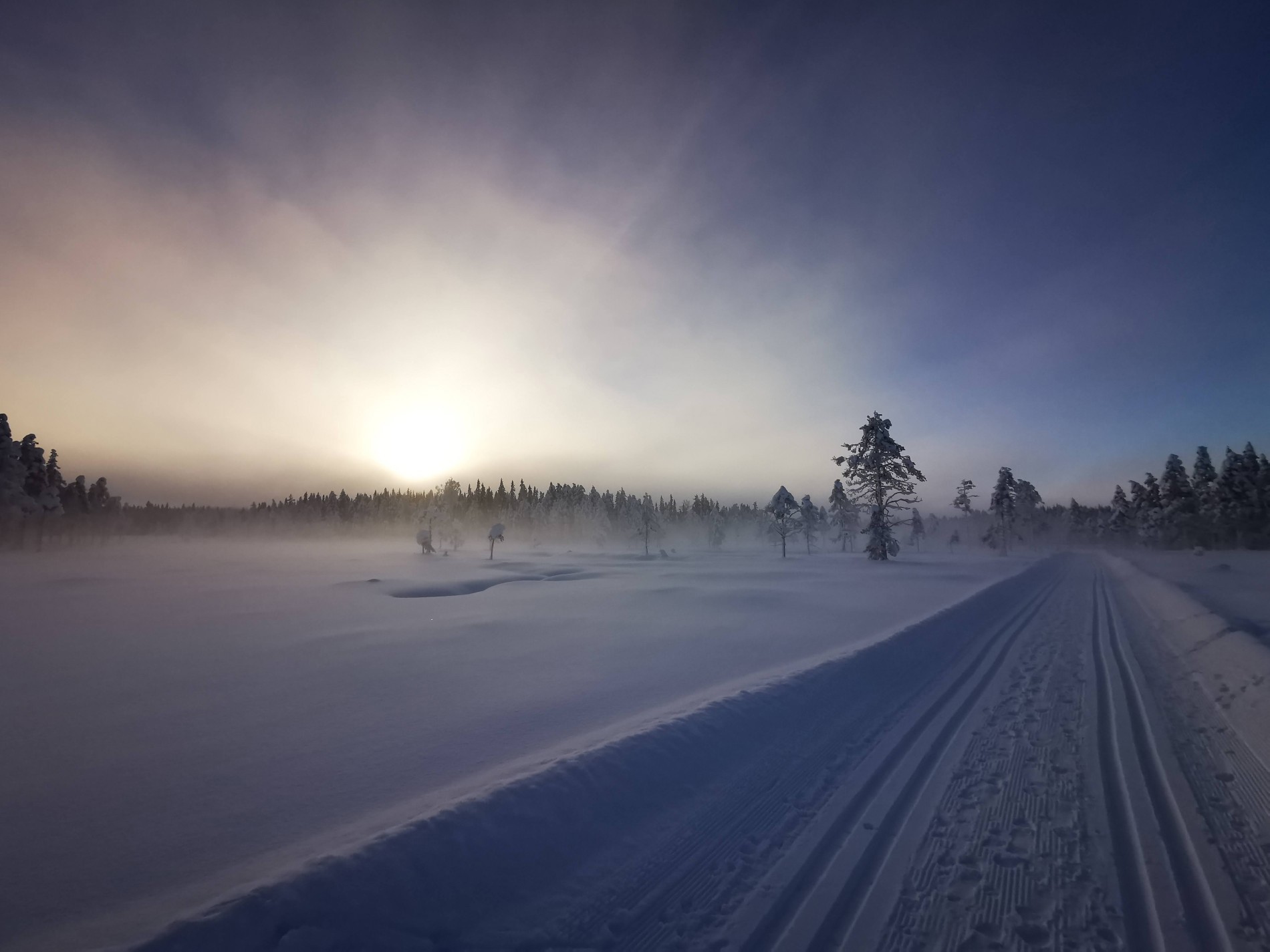 Trolsk stemning over Lortmyra