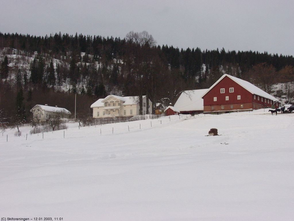 Tveiter gård i vinterstemning