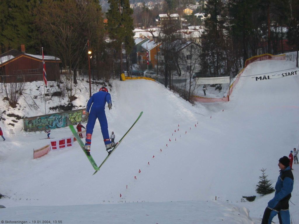 Ung hopper i Jardarkollen