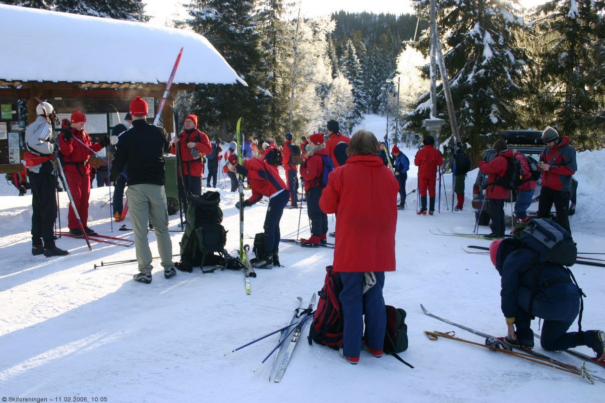 Ut av bussene - klar for Marka