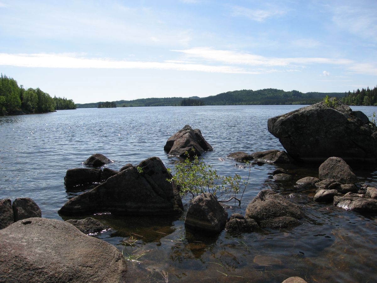 Utsikt sydover fra inngangen til Målvika