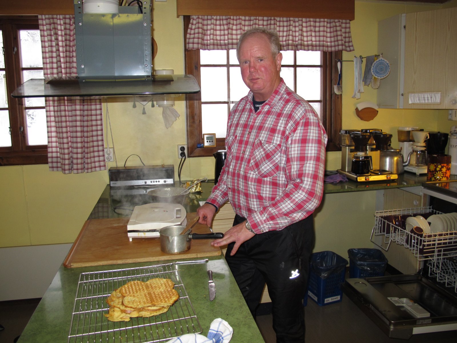 Vaffelpressing på Rausteinshytta