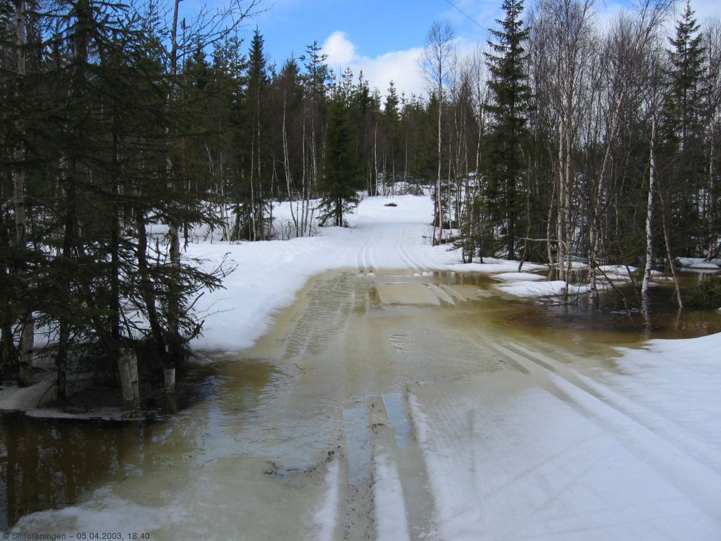 Vårflom ved Bjørnsjøhelvete