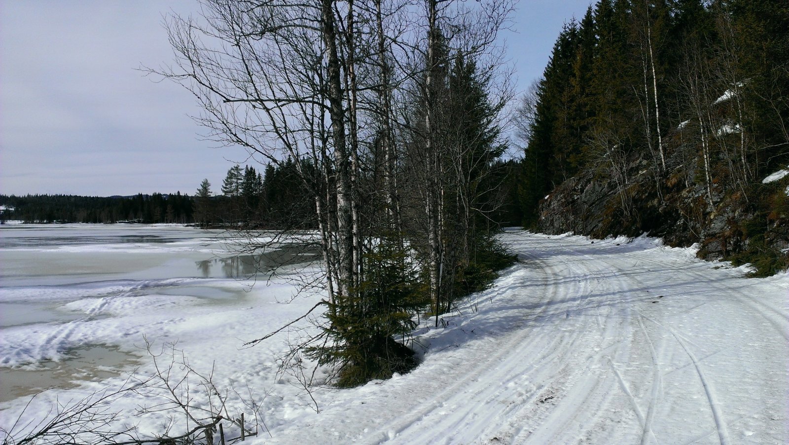 Vårføre ved Triungsvann