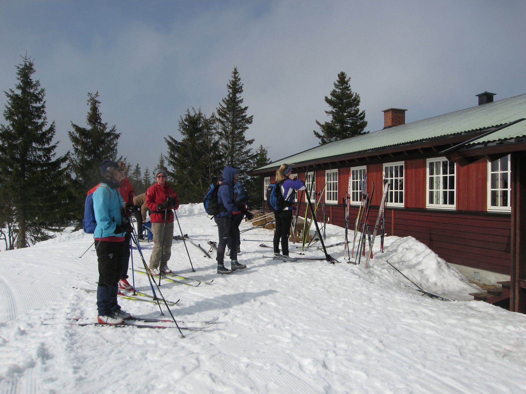 Vårtur 2015: Snart avmarsj fra Rausteinshytta