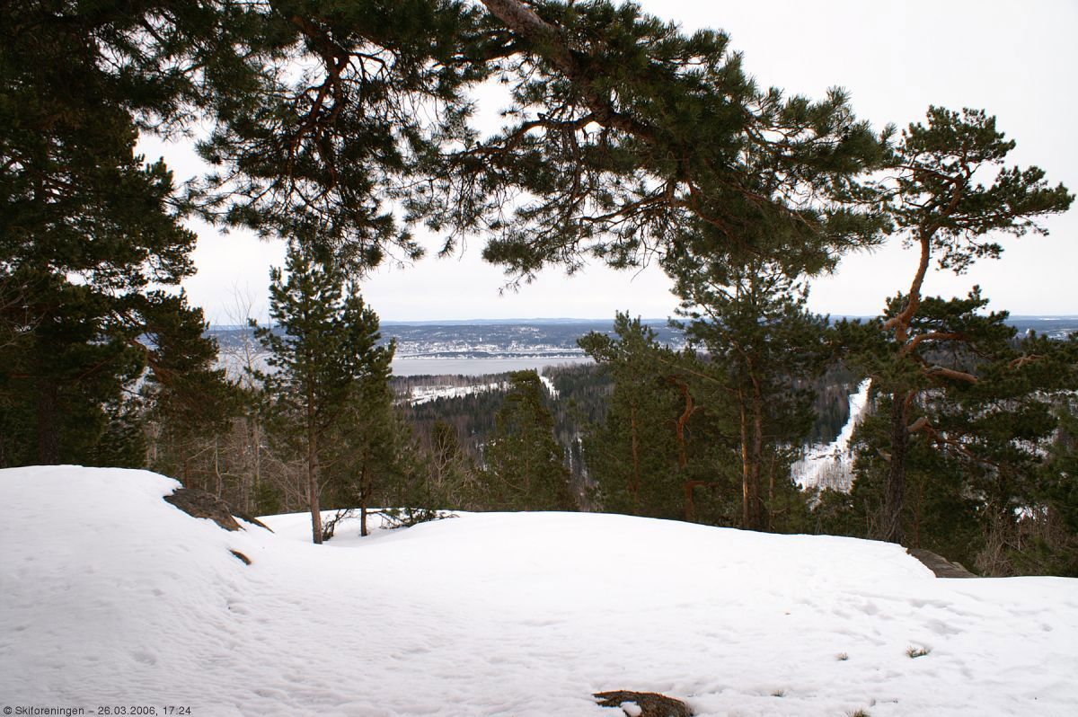 Vid utsikt fra Aukeåsen