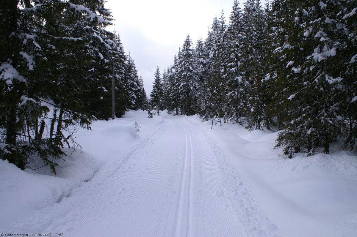 Vinterlig over Katnosfjellet til tross for påske
