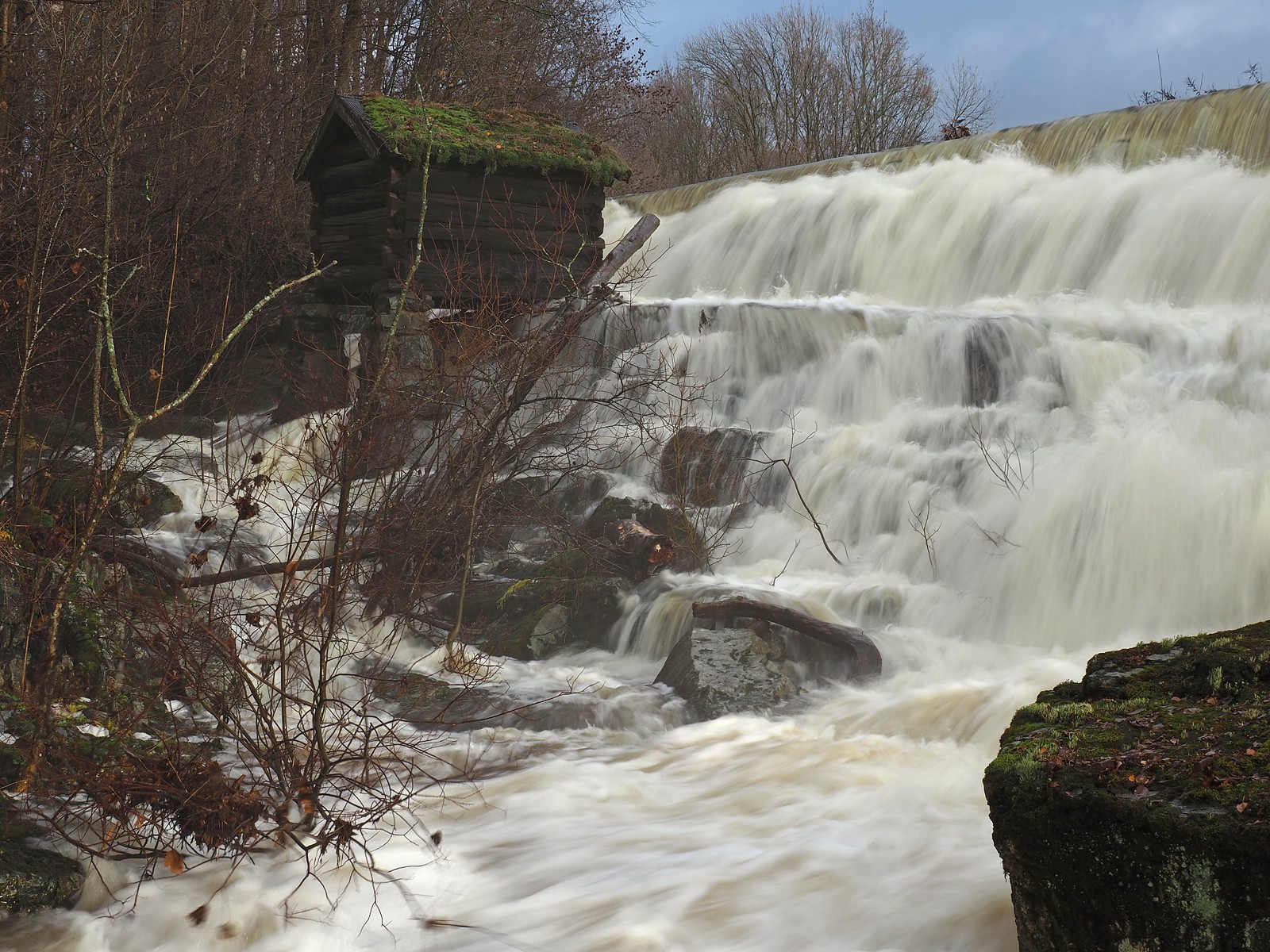 Vøyenfallet i flom 2018: kverna