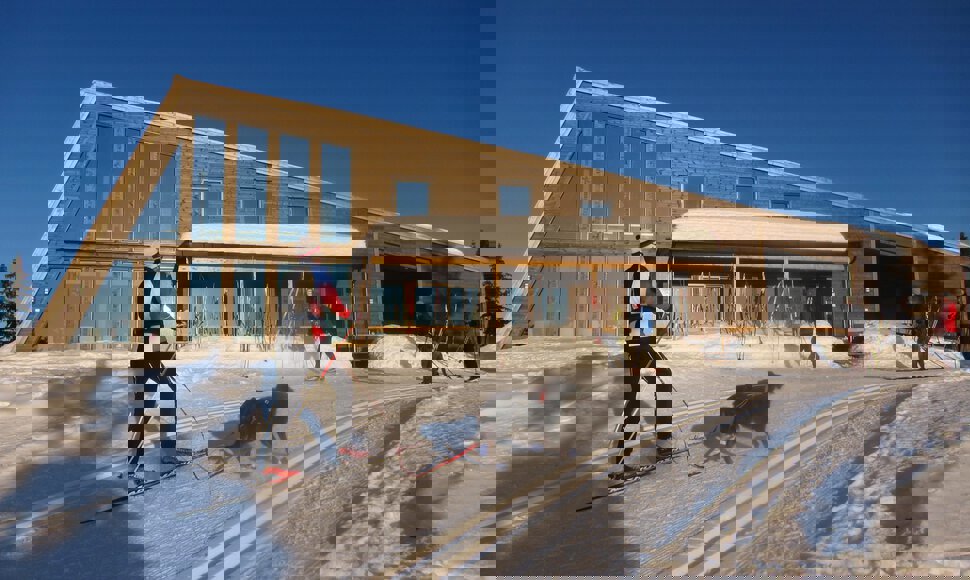 Vel framme ved Rausteinshytta