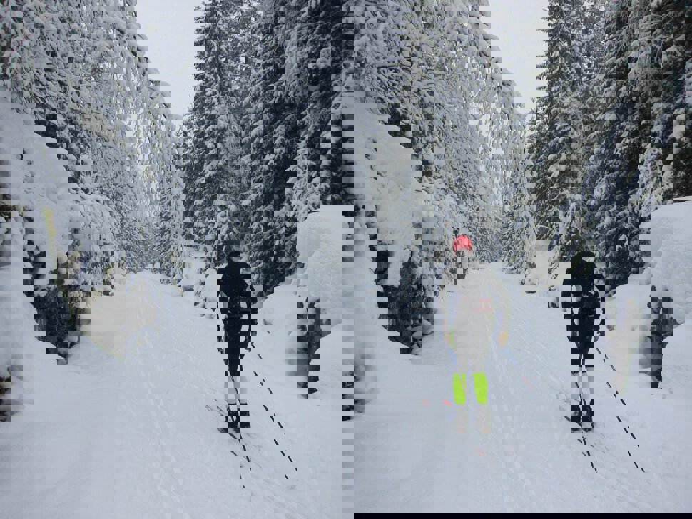 Snøtungt i løypene på Valdresbanen