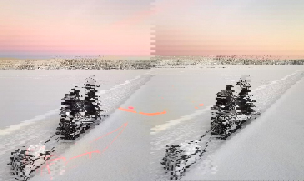 Løypekjøring på Skumsjøen i minus 22