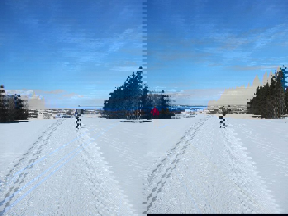 På tur fra Lensbygdaplassen