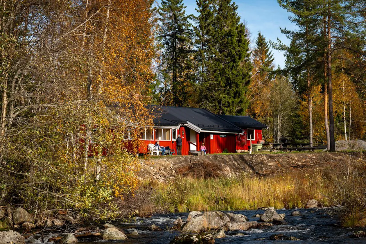 Skjervestua i høstsol Skjervestua i høstsol
