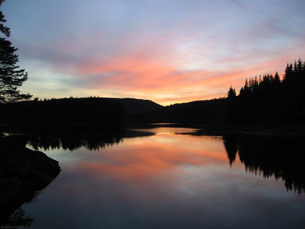Natthimmel over Skjærsjøen